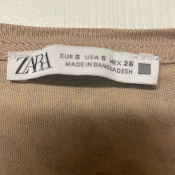 Zara Tan Black Cheetah Leopard Short Sleeve Scoop Neck Loose Top Size S - Picture 3 of 5